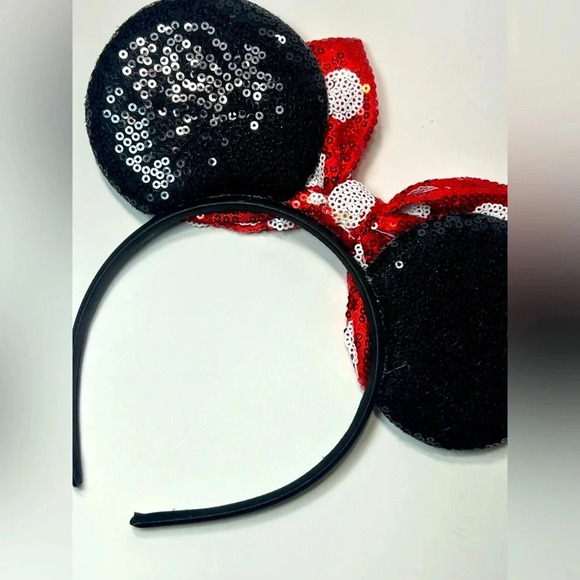 Disney - Minnie Mouse Sequinned Ears and Bow Headband 💝 - Picture 6 of 8